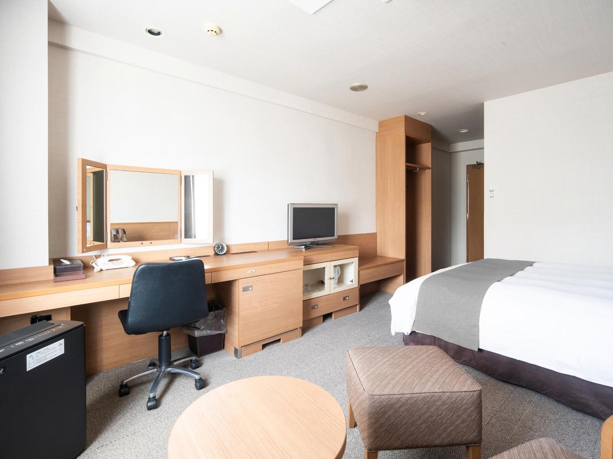 Vessel Inn Fukuyama Station Esterno foto