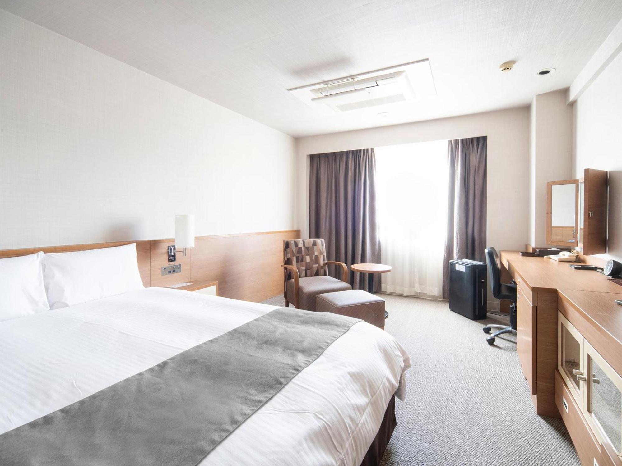 Vessel Inn Fukuyama Station Esterno foto